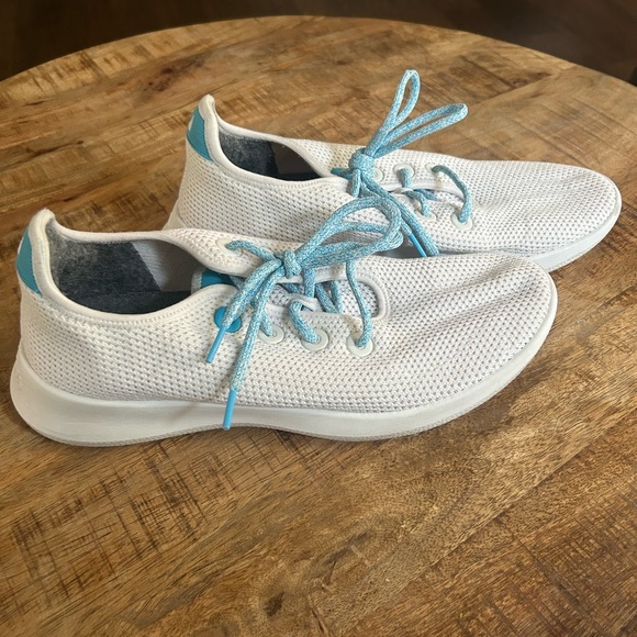 allbirds Other - Allbirds White Sneakers with Light Blue Accents